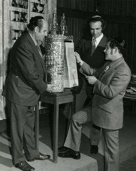 [Cantor Nixon, Harry Sherman and Rabbi with a Torah]