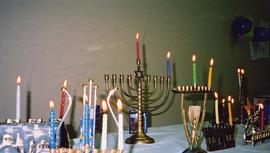 Hanukah [- menorahs]