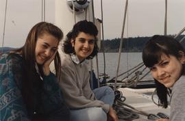 Students from Maimonides School sailing