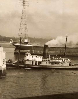 A barge and tugboat, "Lorne", at the site of the Second Narrow's Bridge collapse