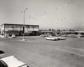 Old Orchard Shopping Centre on Kingsway