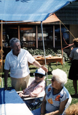 Louis Brier Home barbecue