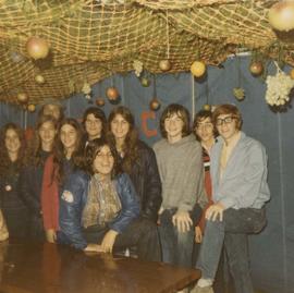 Beth Israel youth decorate Louis Brier Home on Sukkot