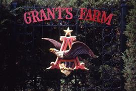 Grant's Farm sign