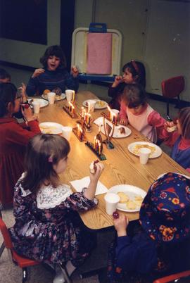 [Group of children eating]